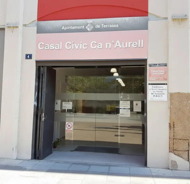 Casal Cívic Ca N'Aurell — Plaça del Tint, Terrassa